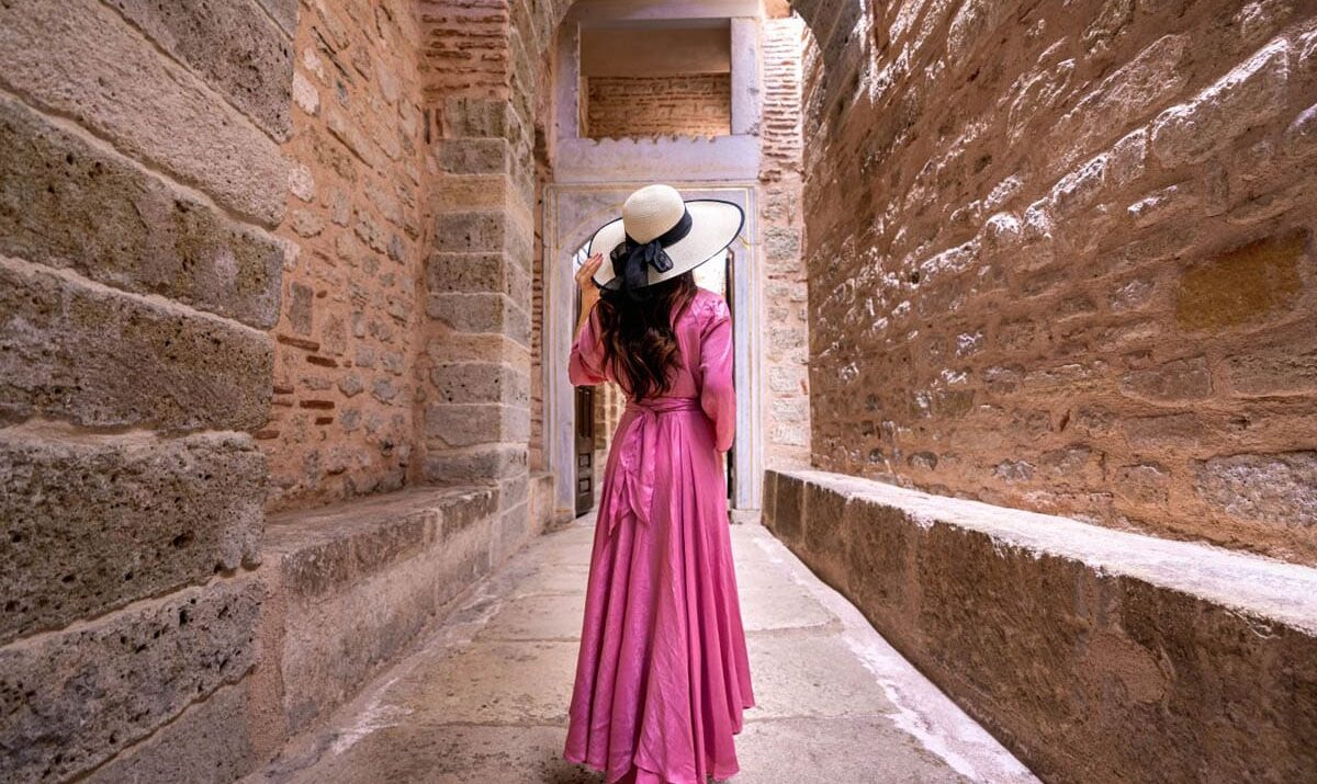 Sociosqu ad litora torquent